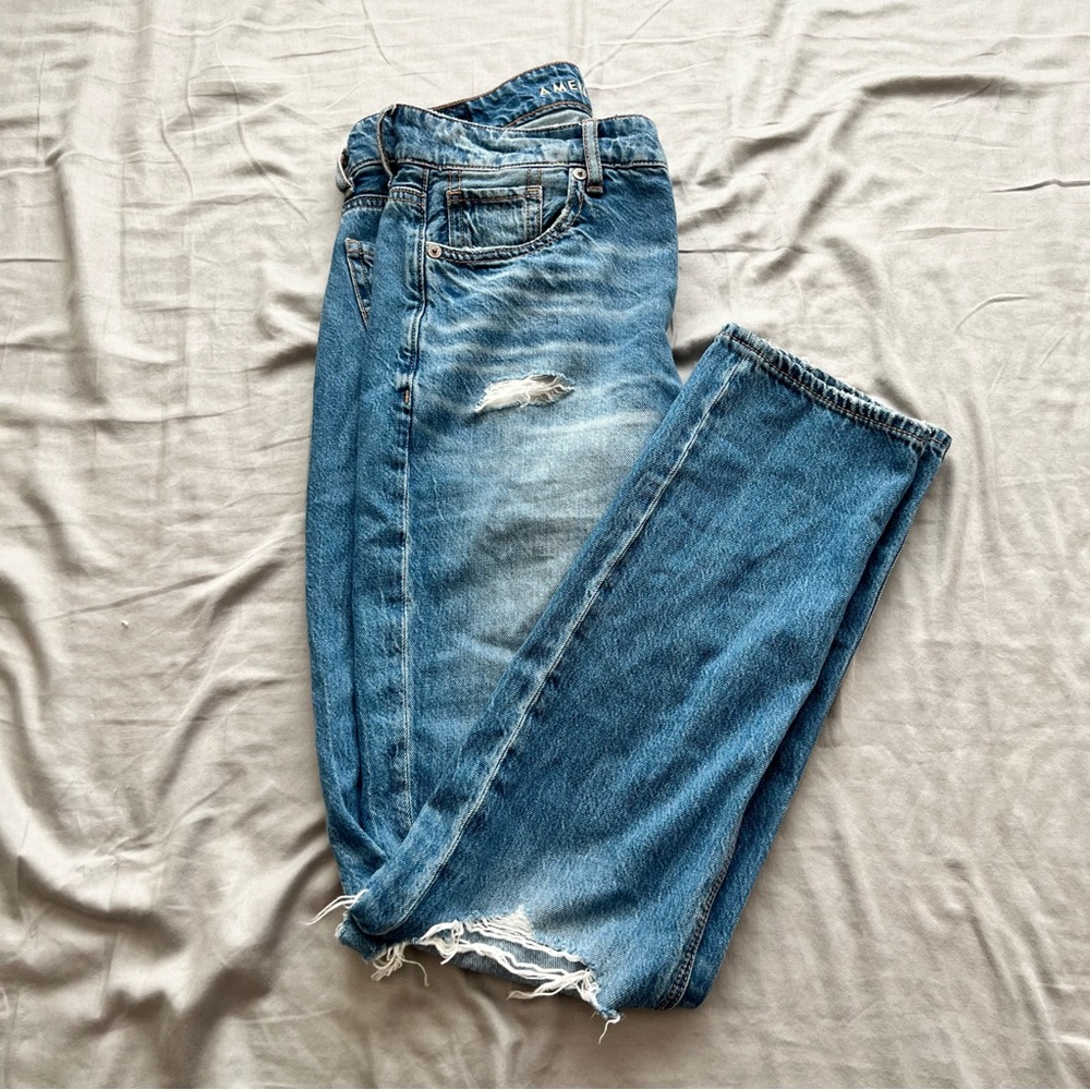 American Eagle Tomgirl jeans